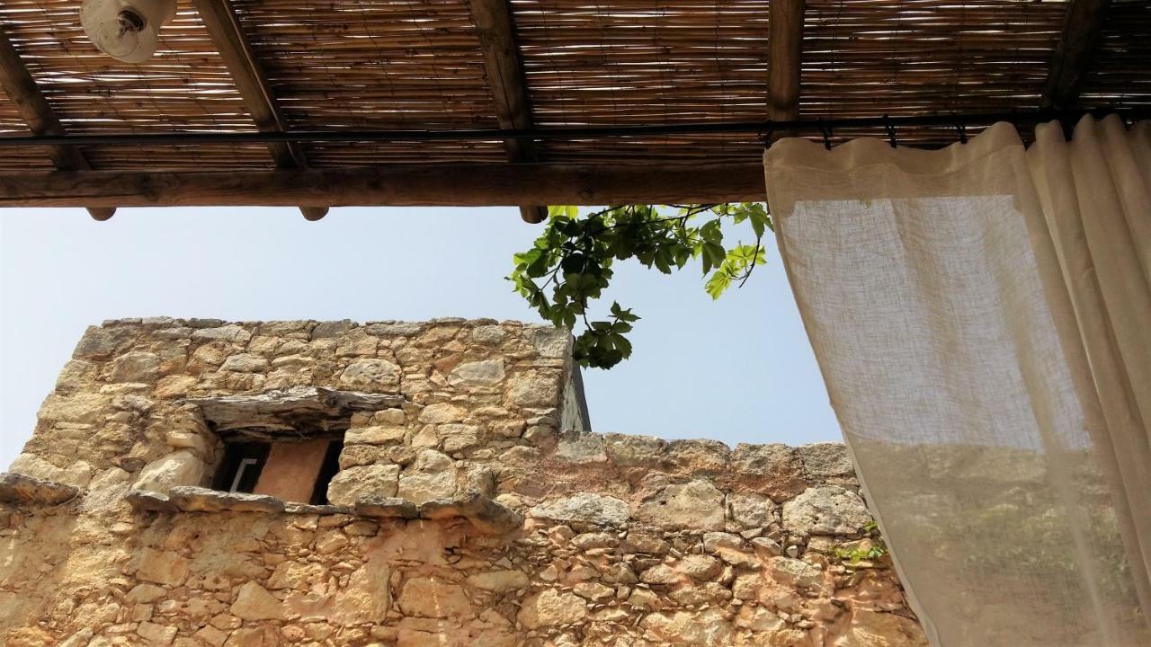 Bendeni Cottage Megala Chorafia المظهر الخارجي الصورة